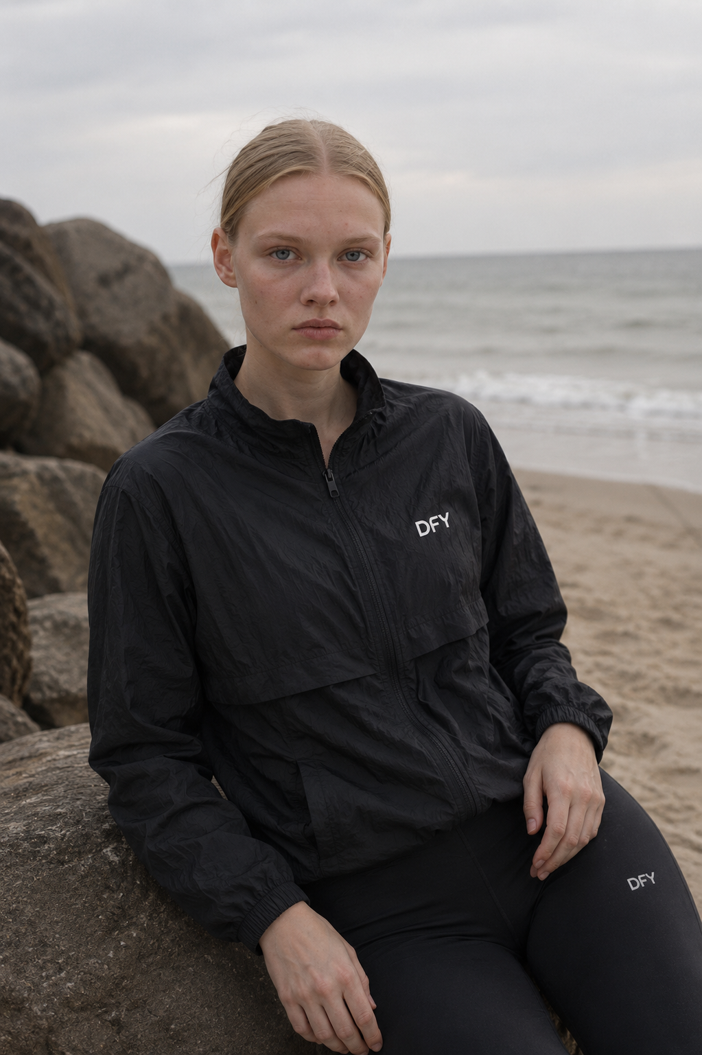 Ease Jacket Raven Black