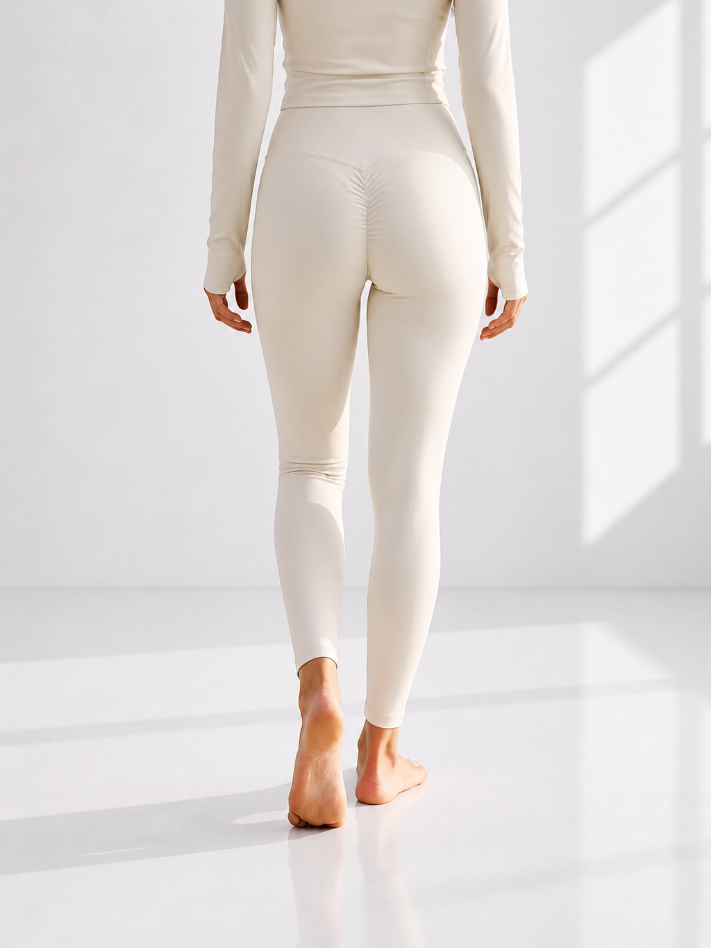 DEFY Cream Cake Seamless Leggings