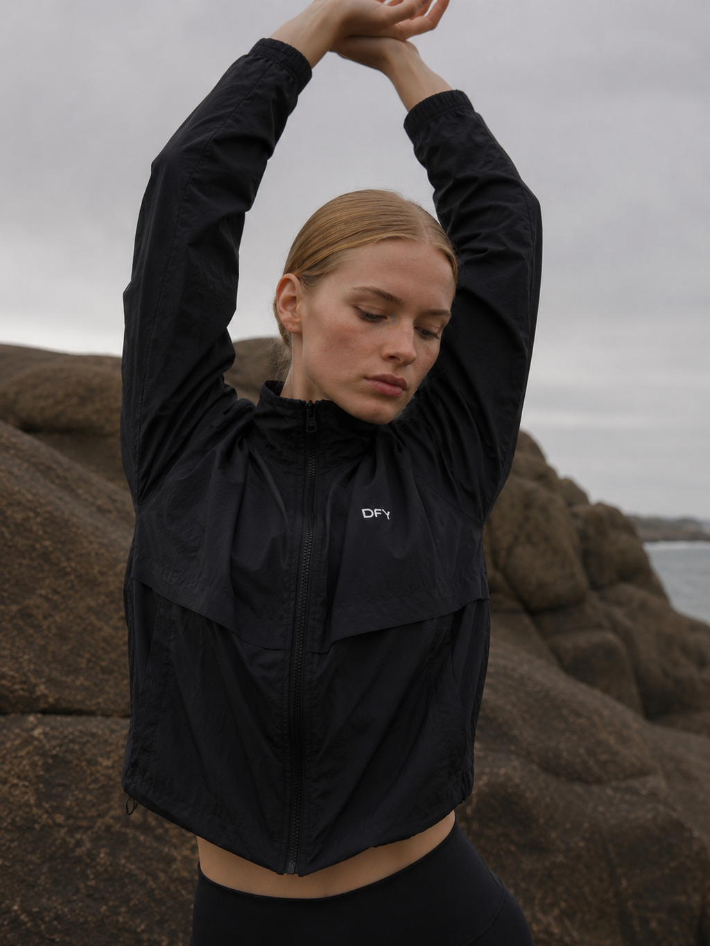 Ease Jacket Raven Black